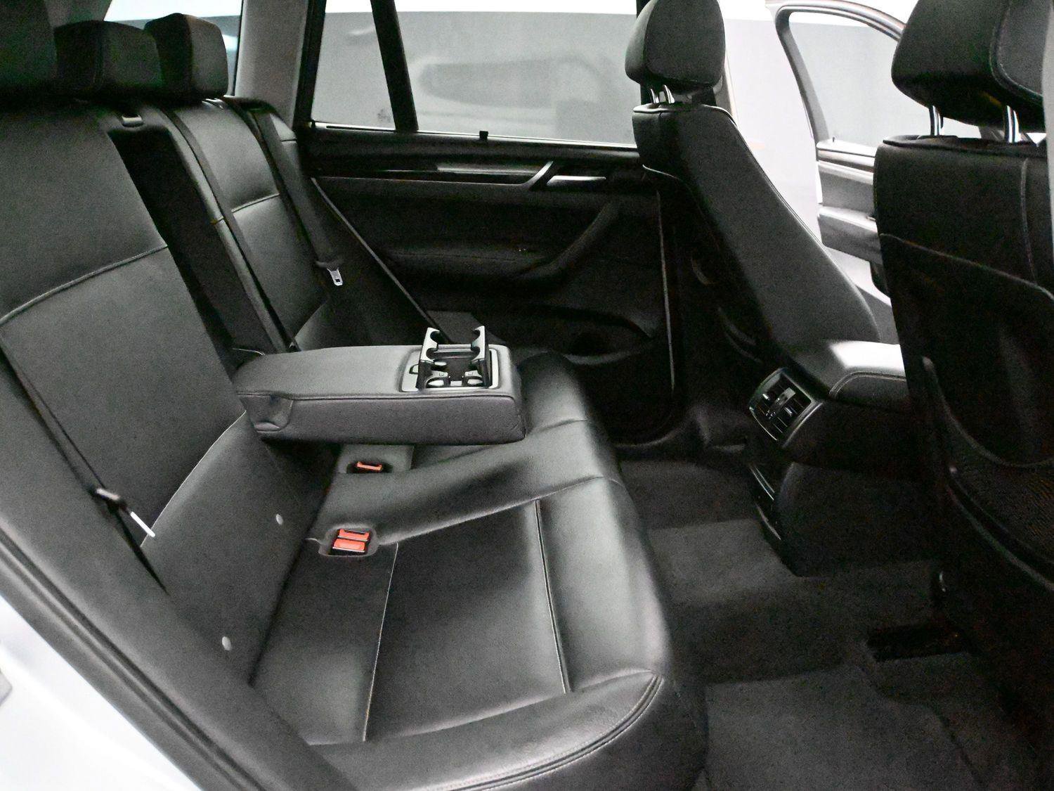 Used 2017 BMW X3 xDrive28i AWD/4WD image 18