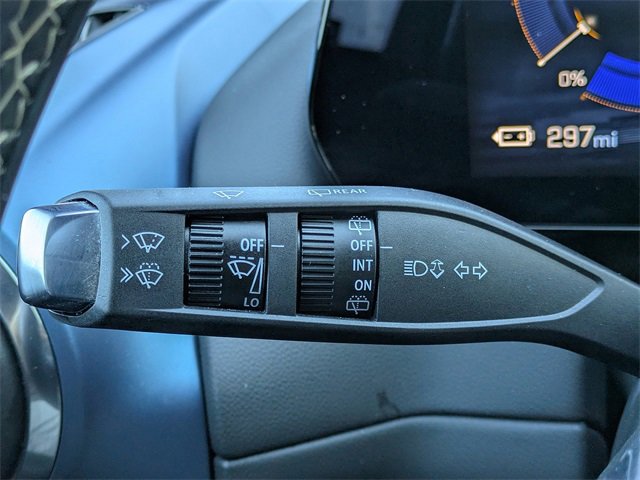 Used 2025 Chevrolet Equinox EV LT w/ Convenience Package image 27