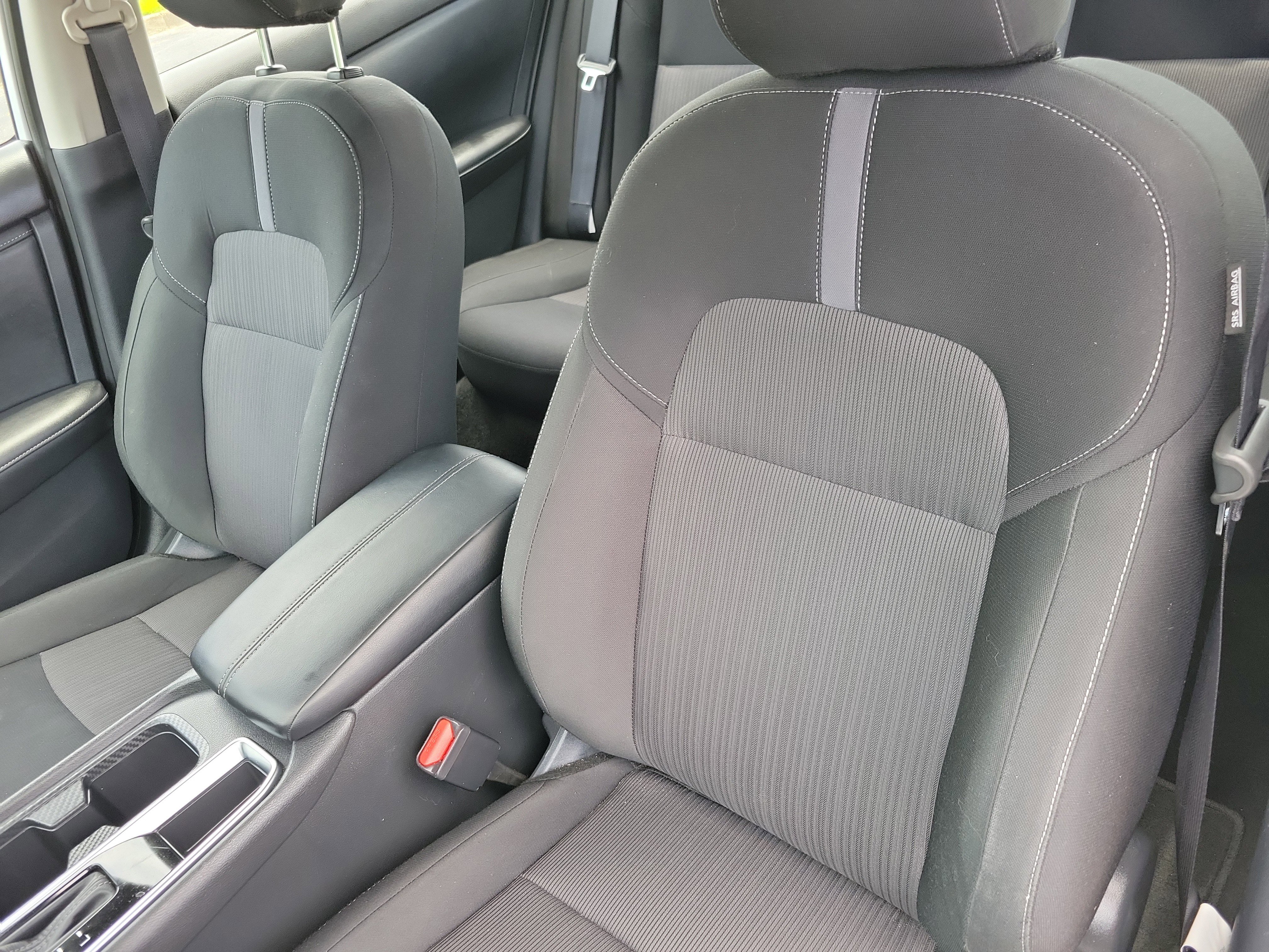Used 2025 Nissan Sentra SV FWD image 5
