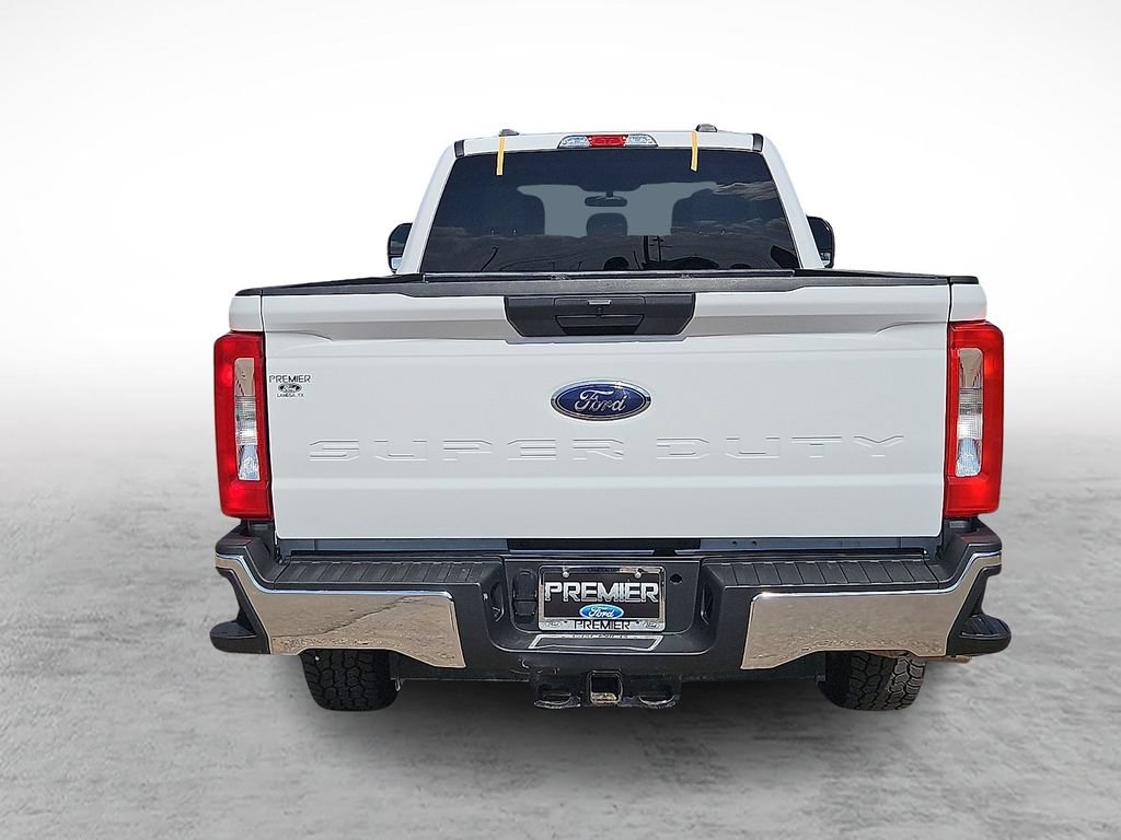 Used 2025 Ford F250 XLT AWD/4WD image 9