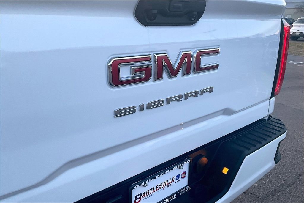 Used 2023 GMC Sierra 2500 AT4 w/ Gooseneck/5TH Wheel Package AWD/4WD image 14