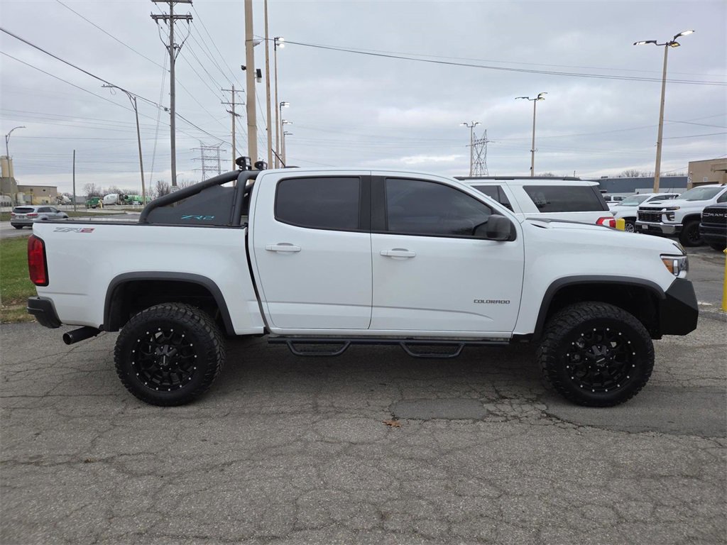 Used 2018 Chevrolet Colorado ZR2 w/ ZR2 Dusk Special Edition image 13