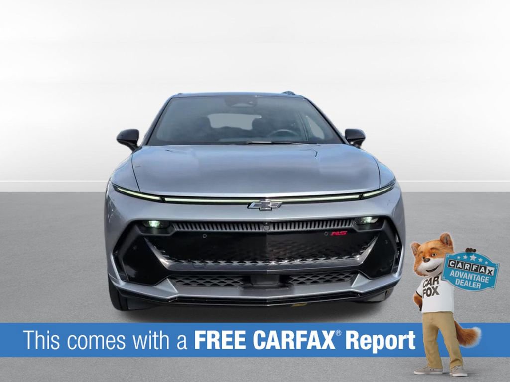 Used 2024 Chevrolet Equinox EV RS FWD image 2