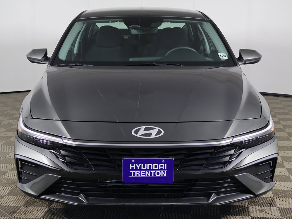Certified 2024 Hyundai Elantra SEL FWD image 10