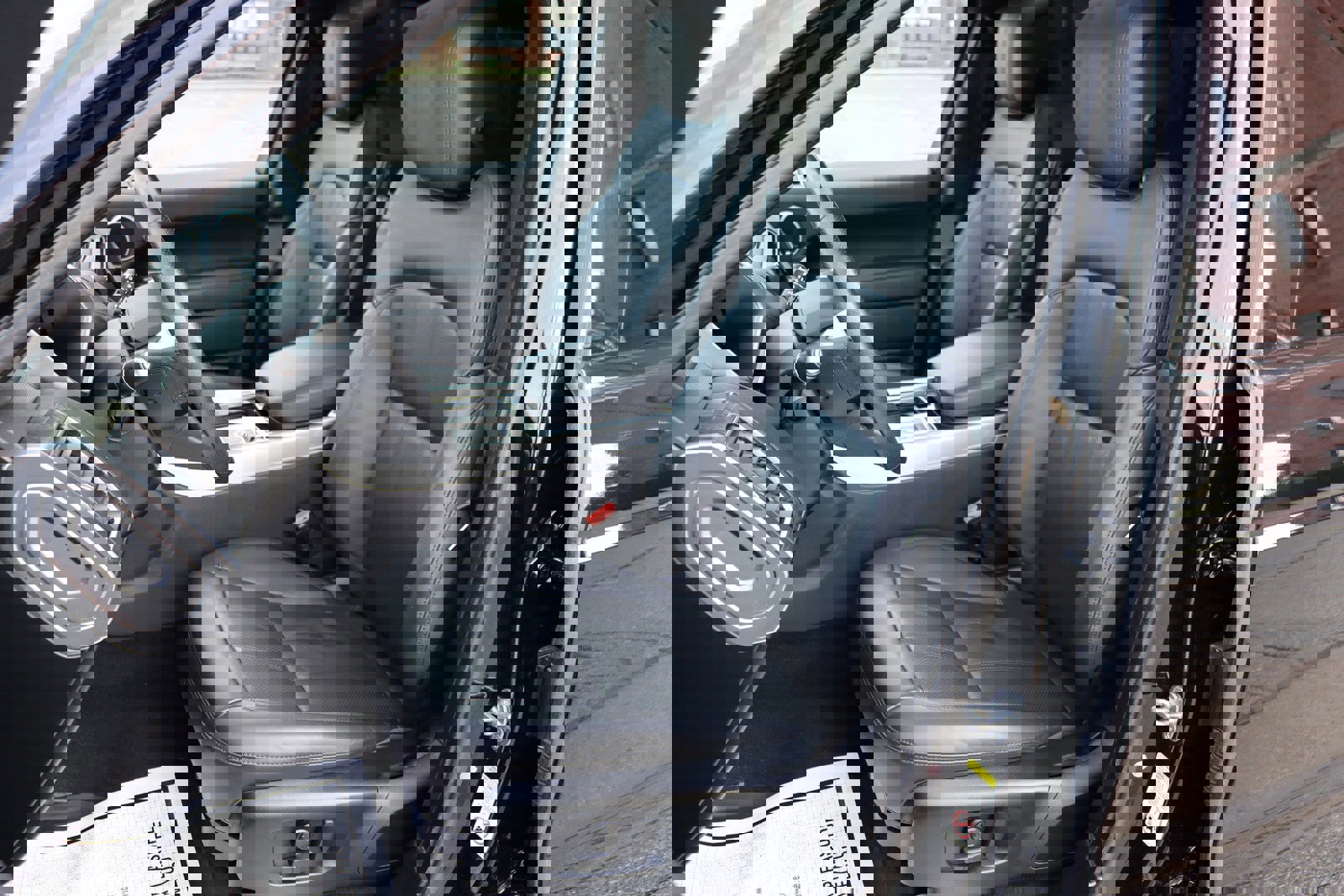 Used 2020 Land Rover Range Rover Sport HSE AWD/4WD image 13