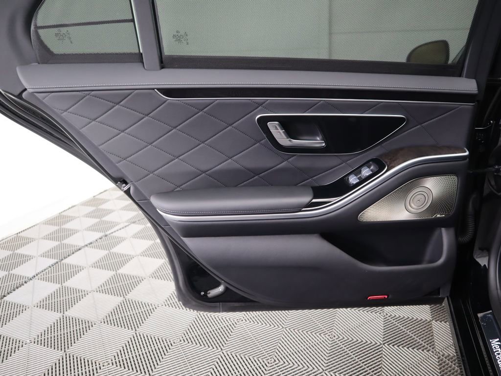 Certified 2024 Mercedes-Benz S 580 4MATIC Sedan image 27