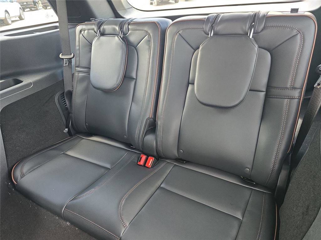 New 2026 Lincoln Aviator Black Label w/ Black Label Special Edition AWD/4WD image 11