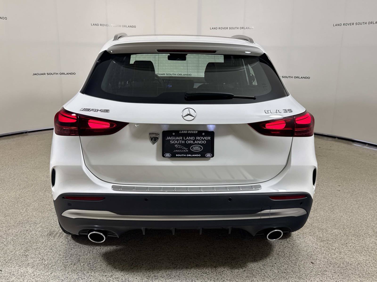 Used 2025 Mercedes-Benz GLA 35 AMG 4MATIC image 4