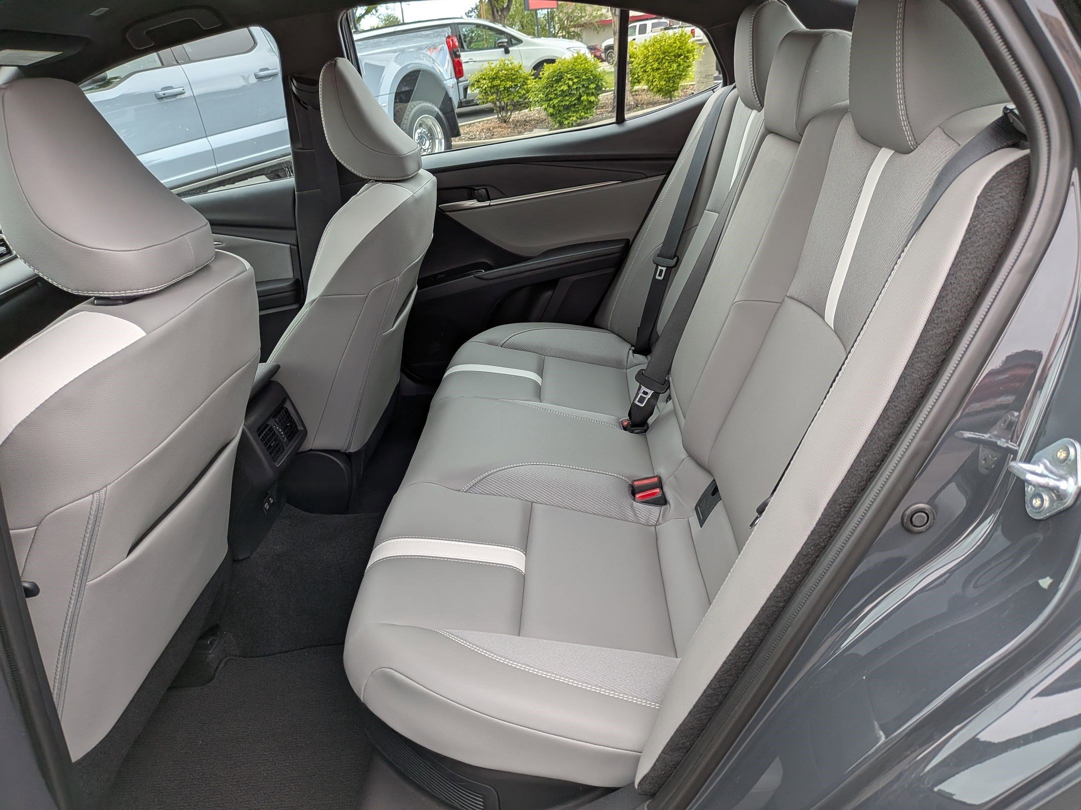 Used 2026 Toyota Camry SE w/ Multimedia Upgrade Package FWD image 29