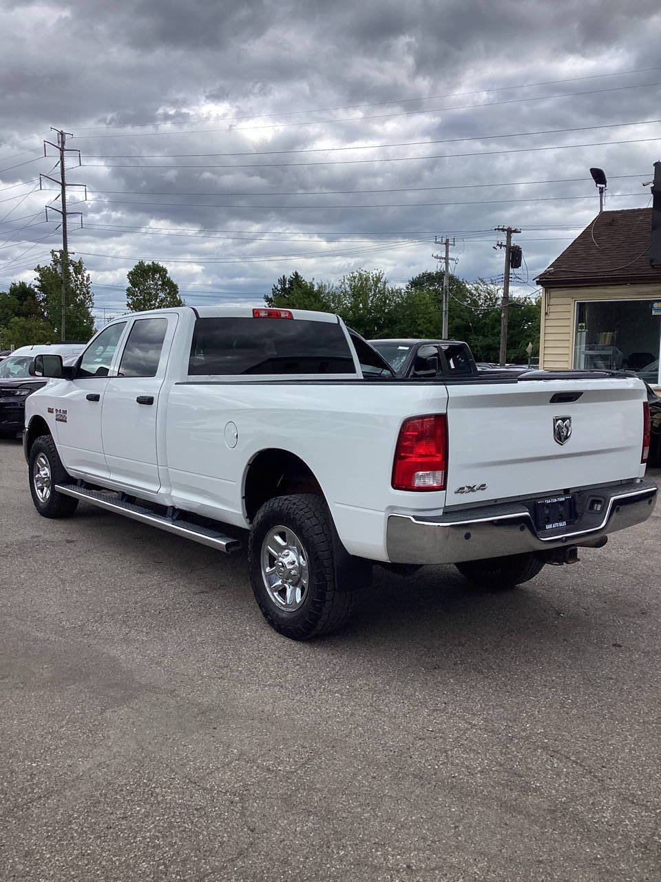 Used 2017 RAM 2500 Tradesman w/ Chrome Appearance Group AWD/4WD image 2