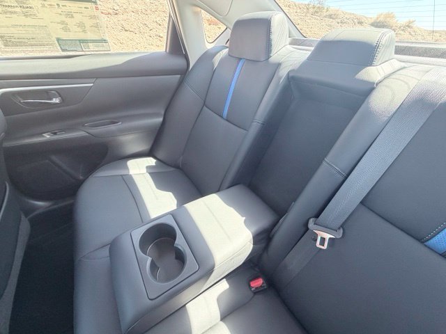 Used 2018 Nissan Altima 2.5 SR w/ SR Midnight Edition FWD image 19