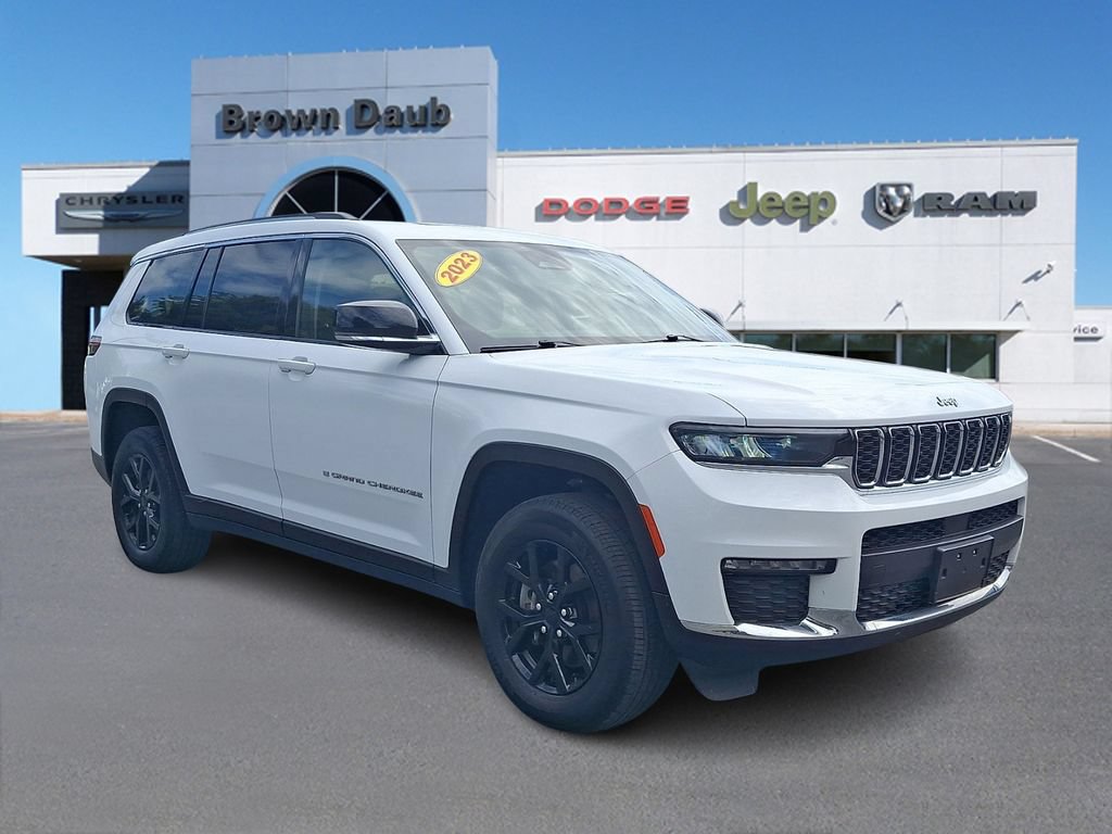 Used 2023 Jeep Grand Cherokee L Limited AWD/4WD image 1