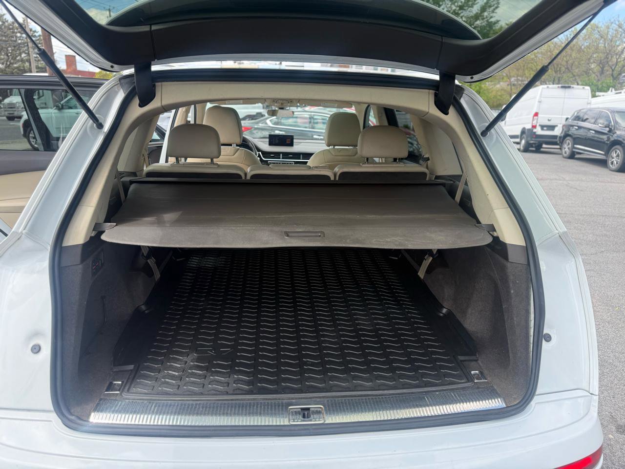 Used 2018 Audi Q7 3.0T Premium Plus AWD/4WD image 13