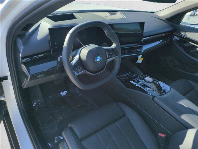 Certified 2026 BMW 530i RWD image 10