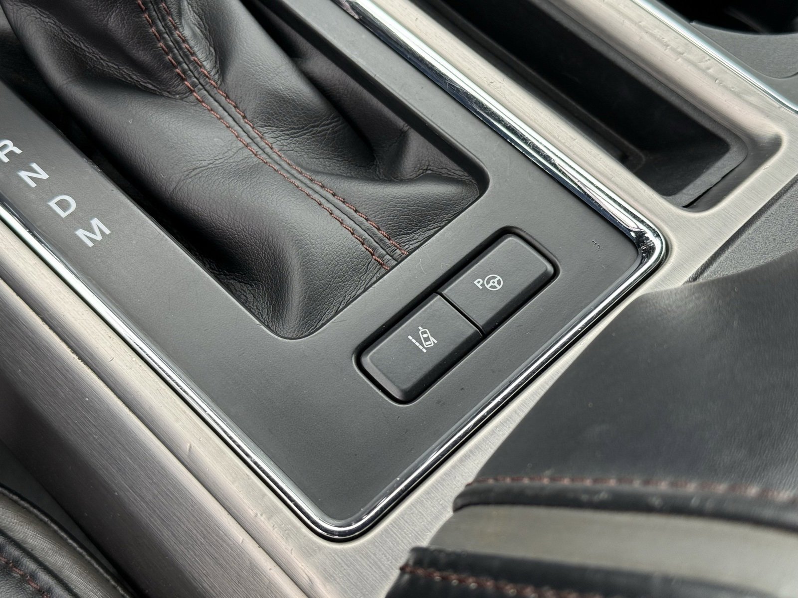 Used 2018 Ford F150 Platinum w/ Equipment Group 701A Luxury image 22