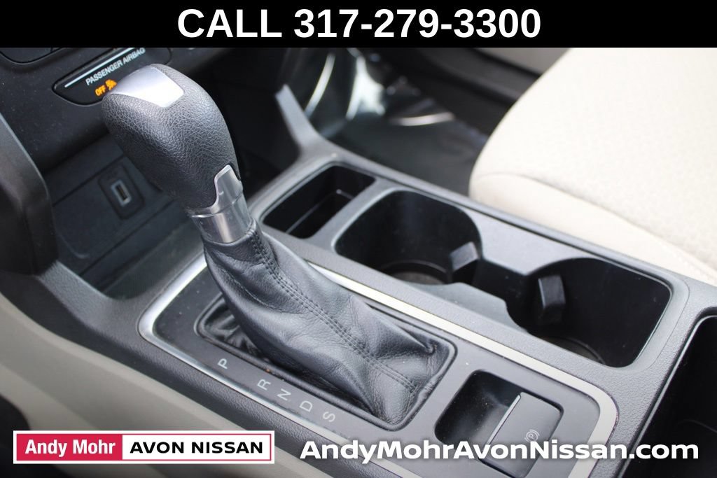 Used 2017 Ford Escape SE AWD/4WD image 37