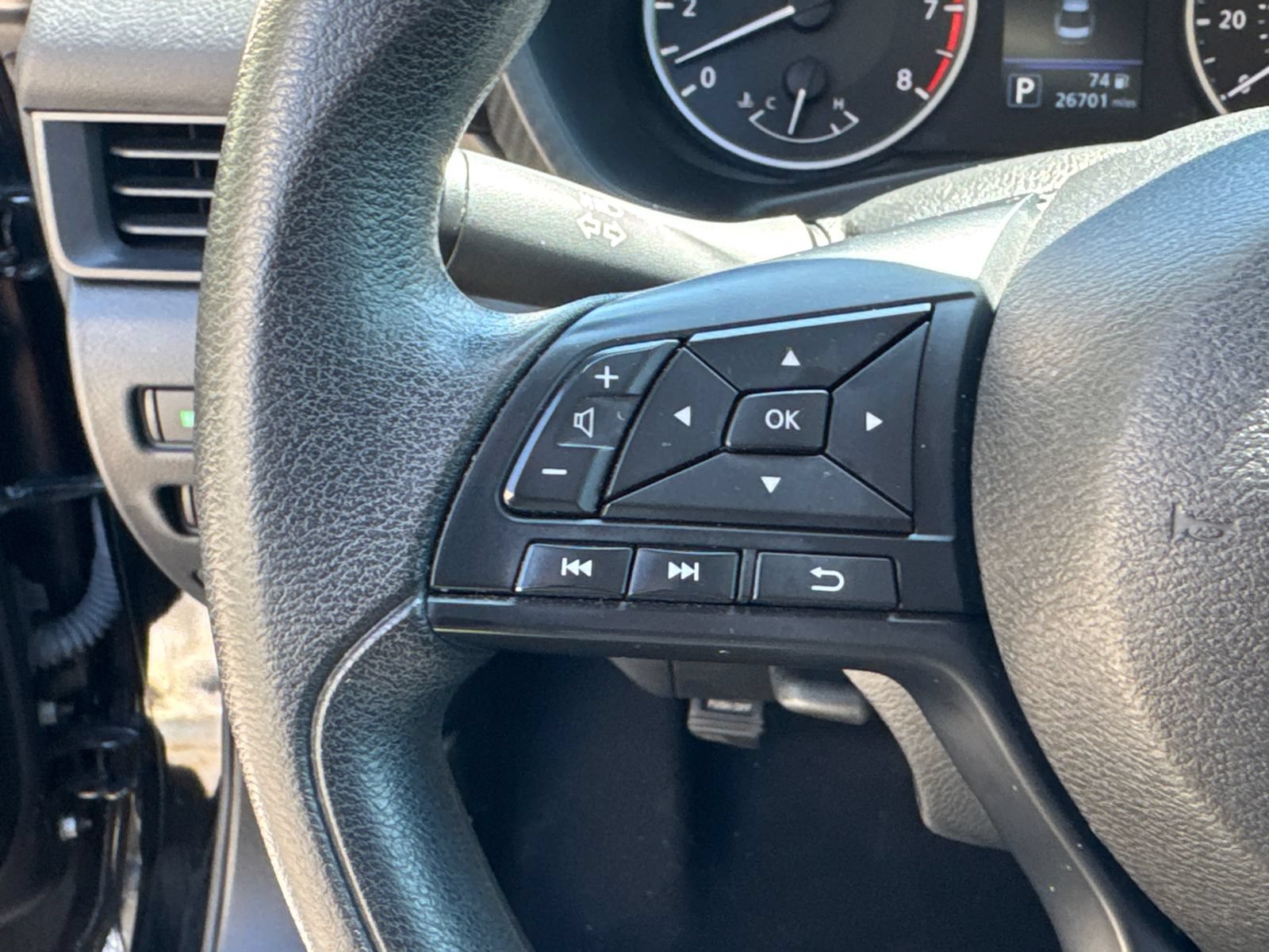 Used 2024 Nissan Sentra S FWD image 24