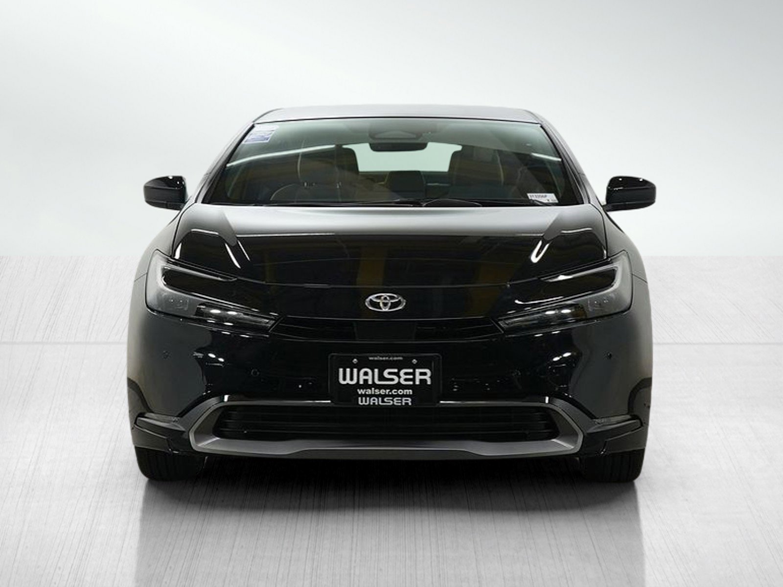 Used 2025 Toyota Prius Limited image 10