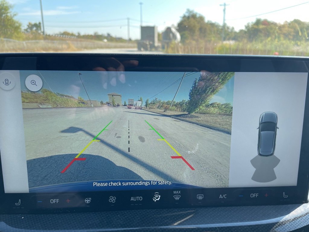 Certified 2023 Ford Escape ST-Line w/ Tech Pack #1 image 16