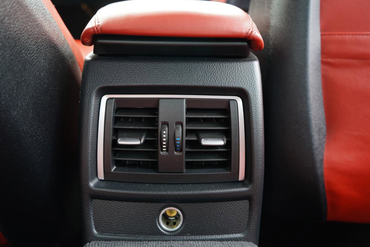 Used 2020 BMW M4 Convertible w/ Executive Package image 64