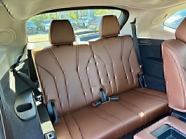 New 2026 Acura MDX w/ Technology Package FWD image 12