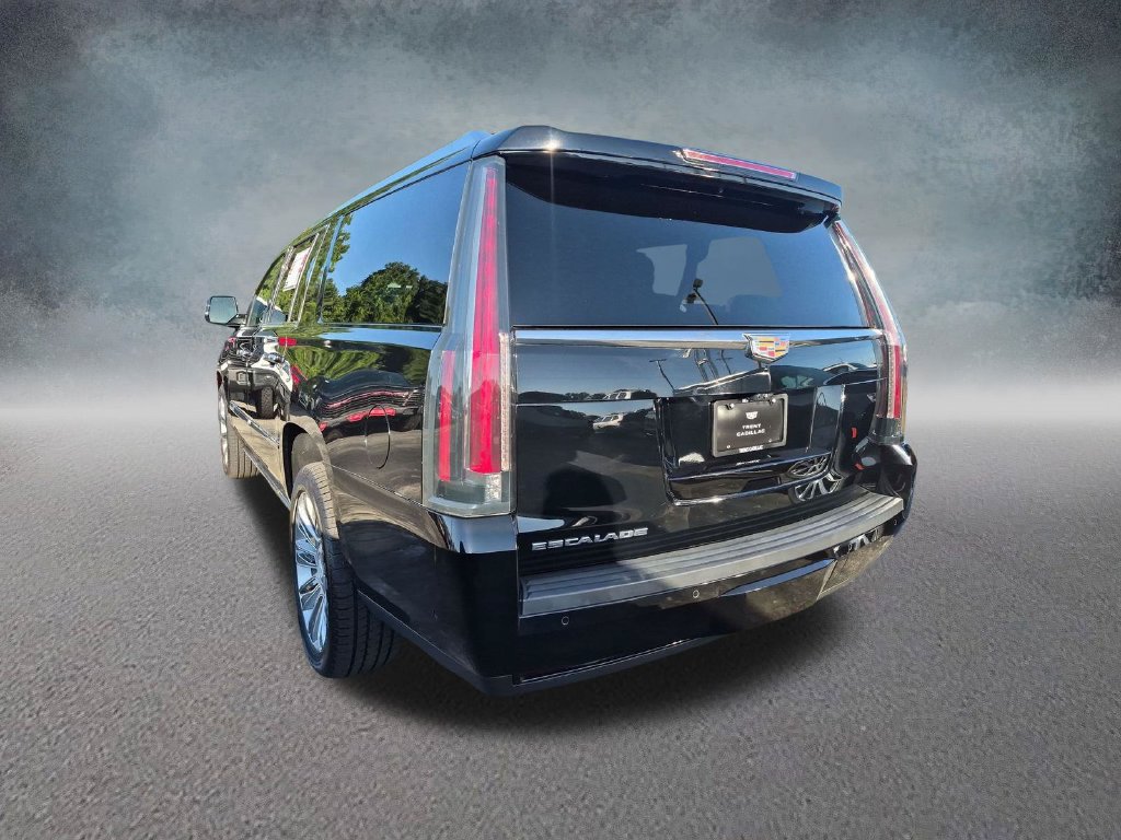 Used 2020 Cadillac Escalade ESV Platinum AWD/4WD image 2