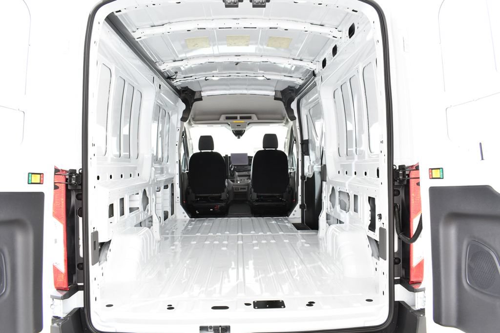 New 2026 Ford Transit 350 148 Medium Roof AWD image 20