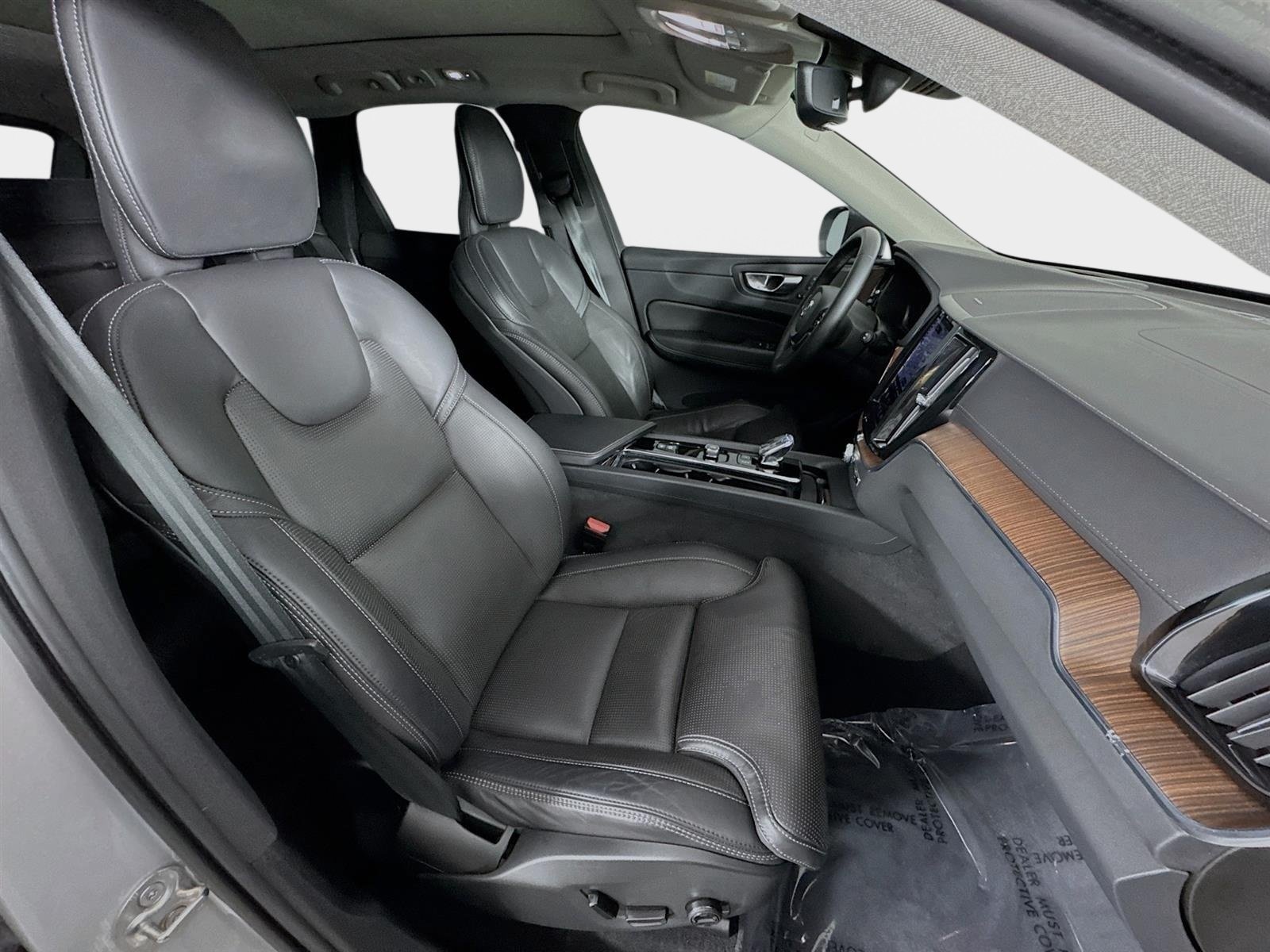 Used 2023 Volvo XC60 B5 Ultimate w/ Climate Package AWD/4WD image 31
