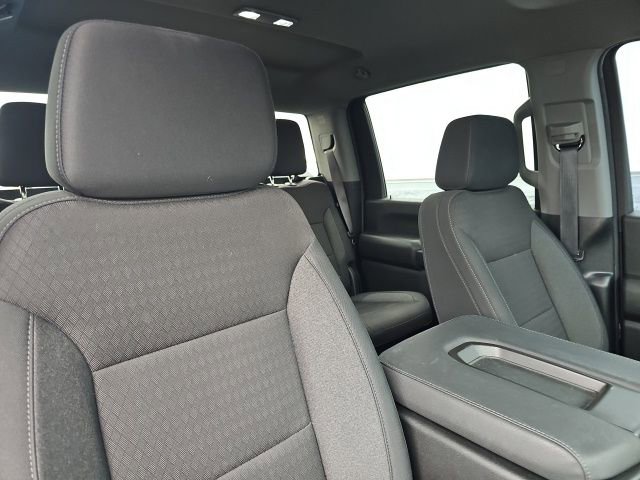 Used 2024 Chevrolet Silverado 2500 Custom w/ Custom Value Package image 27