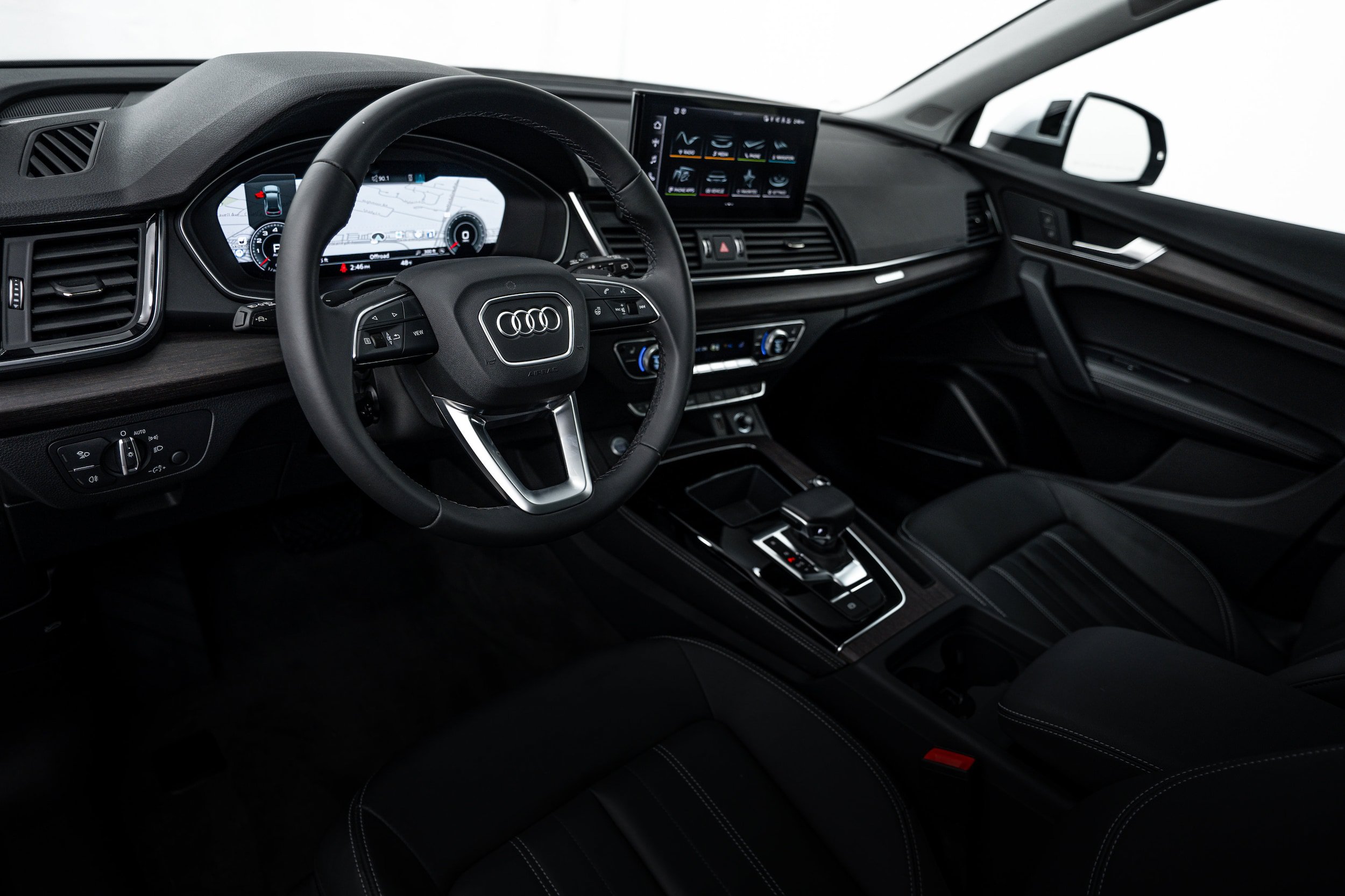 Certified 2023 Audi Q5 2.0T Premium Plus w/ Premium Plus Package AWD/4WD image 10