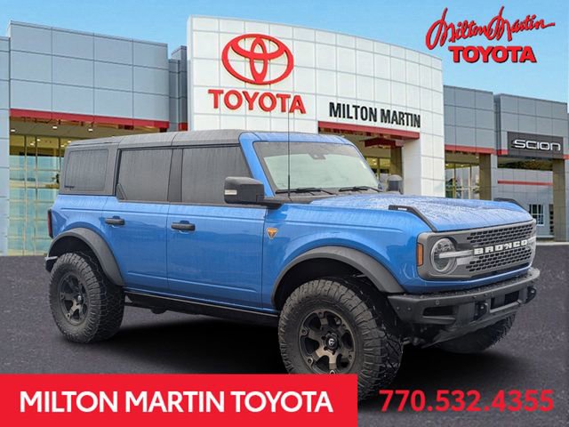 Used 2023 Ford Bronco Badlands w/ Sasquatch Package video 1