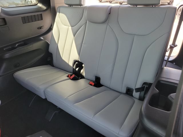 Used 2025 Hyundai Palisade SEL FWD image 28