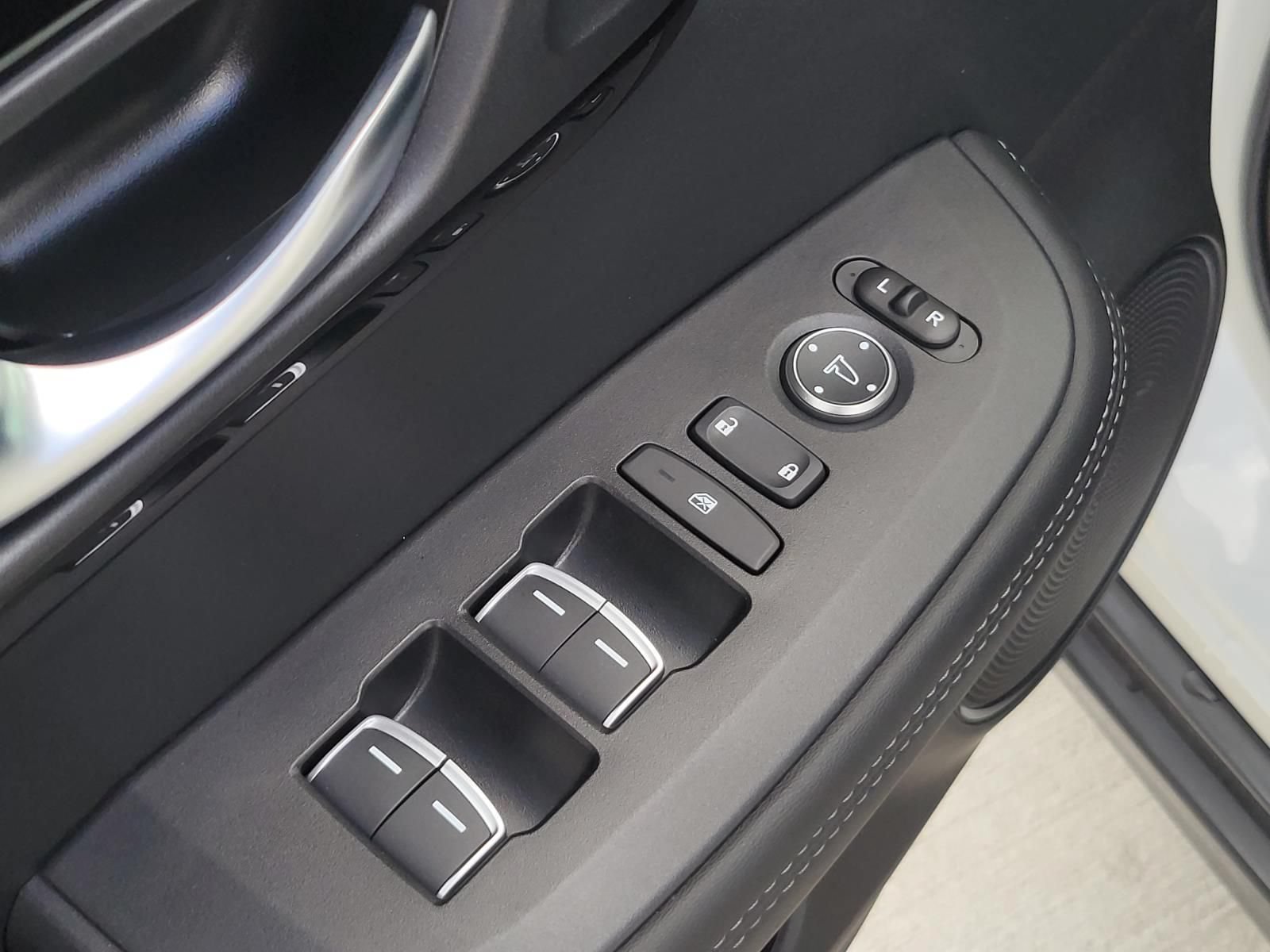 Used 2025 Acura ADX FWD image 15