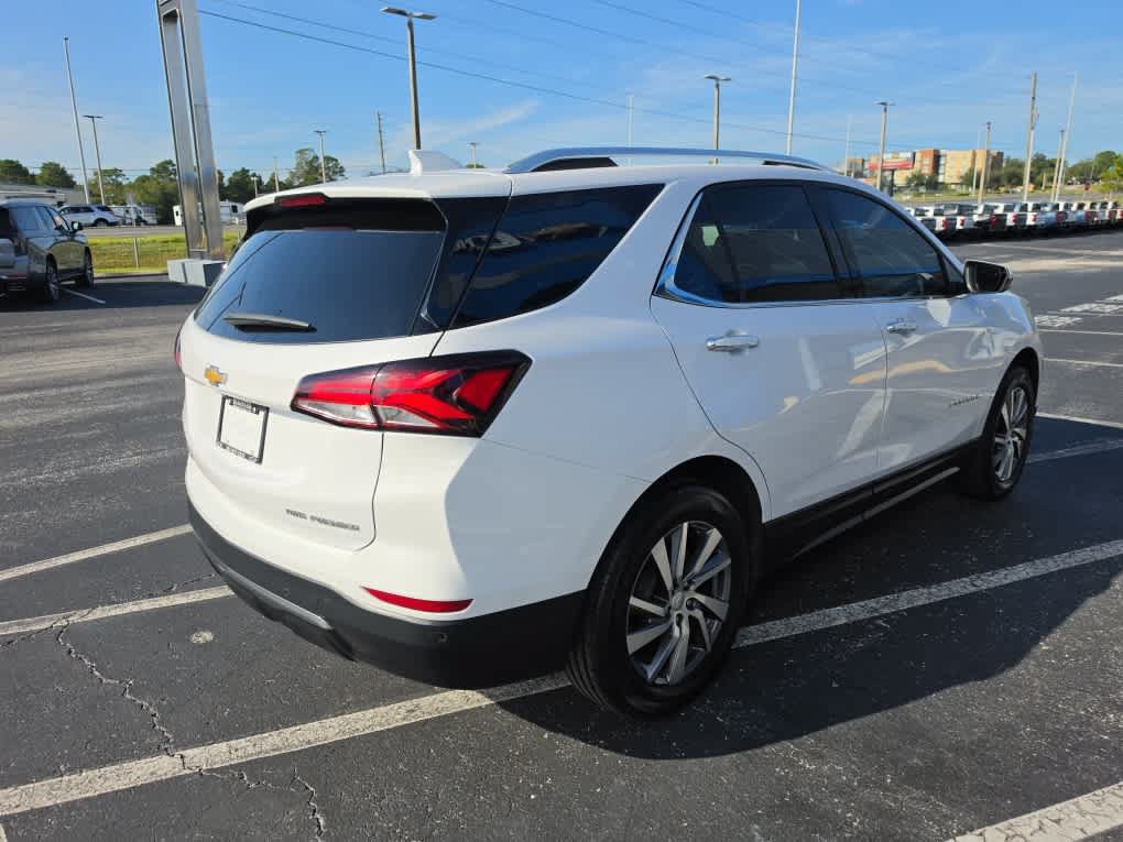 Used 2023 Chevrolet Equinox Premier AWD/4WD image 5