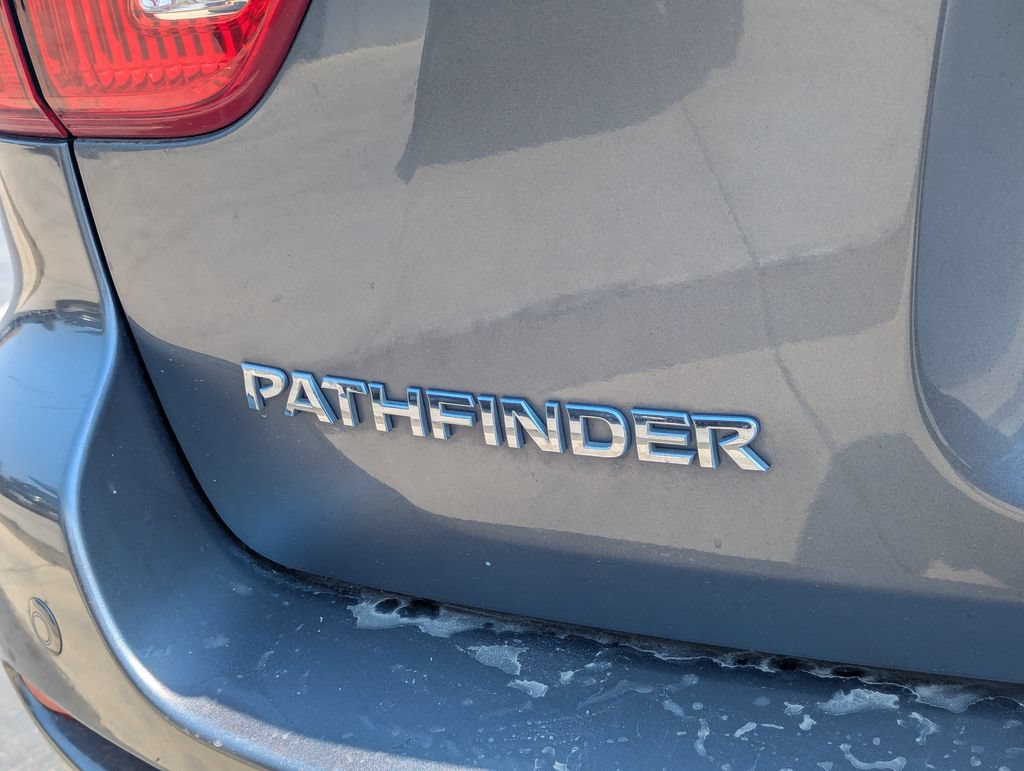 Used 2019 Nissan Pathfinder S FWD image 5
