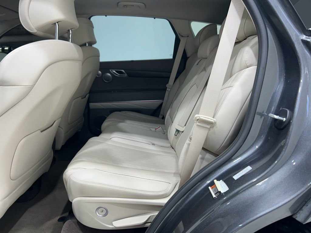 Used 2023 Genesis GV80 2.5T w/ Advanced Package image 22