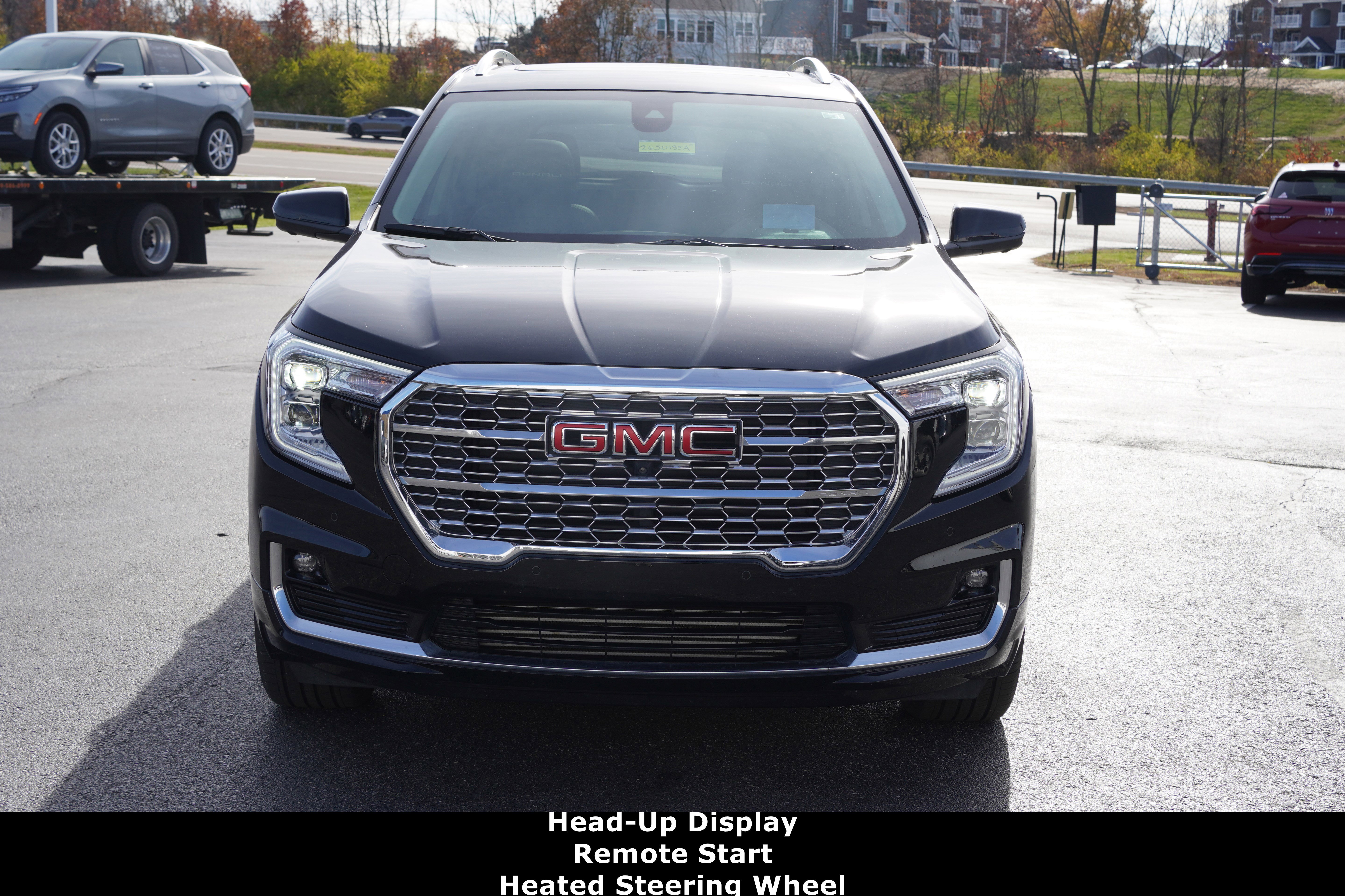 Used 2024 GMC Terrain Denali w/ Denali Premium Package image 2