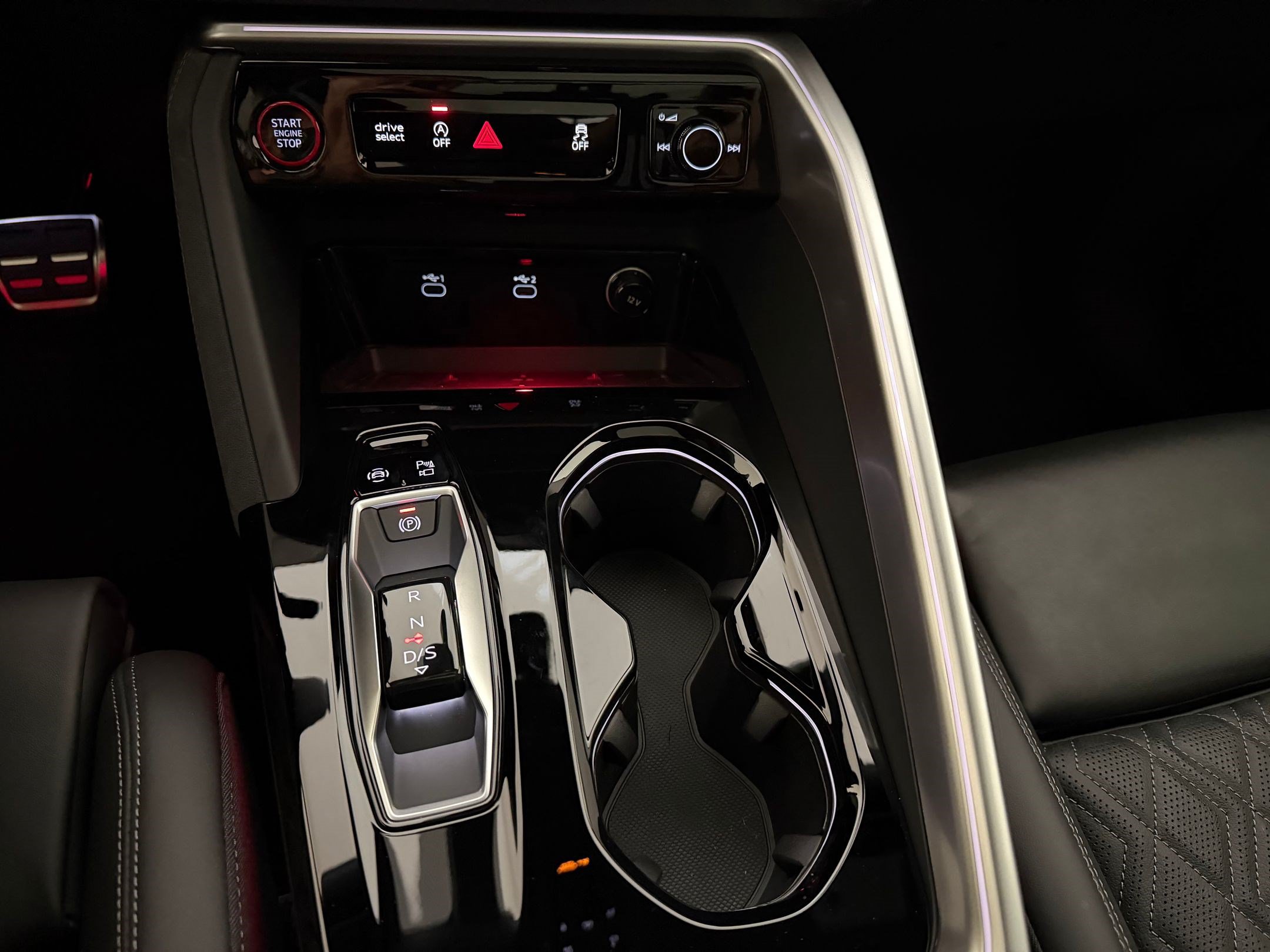 New 2026 Audi SQ5 Premium Plus AWD/4WD image 18