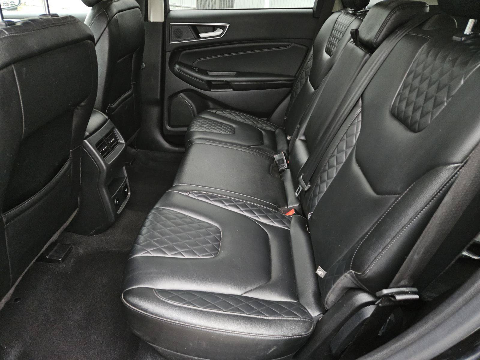 Used 2023 Ford Edge Titanium AWD/4WD image 32