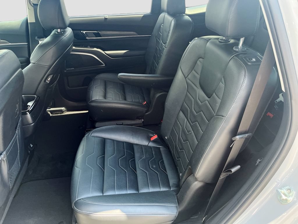 Used 2022 Kia Telluride SX w/ SX Prestige Package AWD/4WD image 26