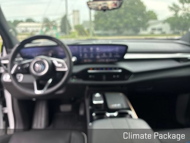 Used 2025 Buick Enclave Avenir w/ Super Cruise Package FWD image 15
