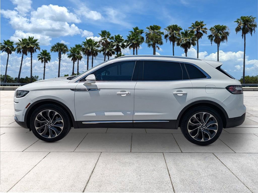 Used 2021 Lincoln Nautilus Reserve w/ Equipment Group 201A AWD/4WD image 3