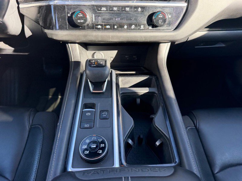 Used 2022 Nissan Pathfinder SL w/ SL Premium Package AWD/4WD image 19