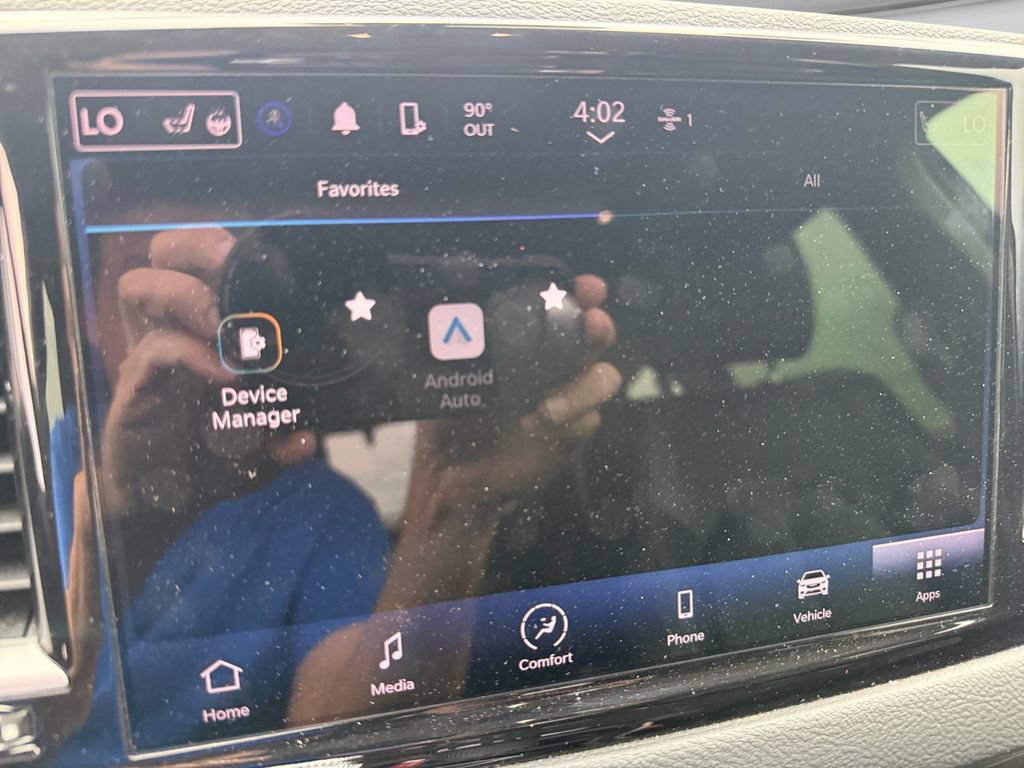 Used 2023 Chrysler Pacifica Touring-L FWD image 24