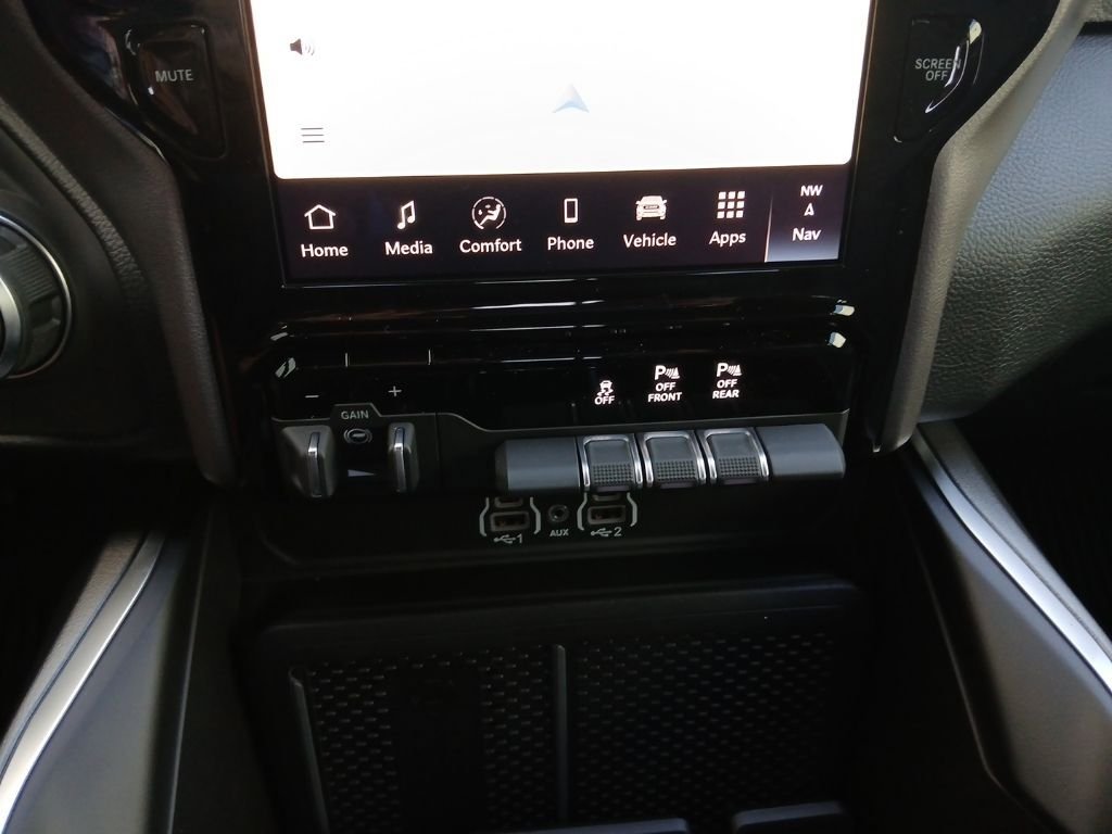 New 2026 RAM 1500 Big Horn AWD/4WD image 25