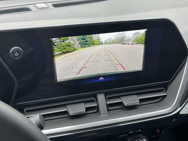 Used 2024 Chevrolet Trax ACTIV w/ Driver Confidence Package FWD image 32