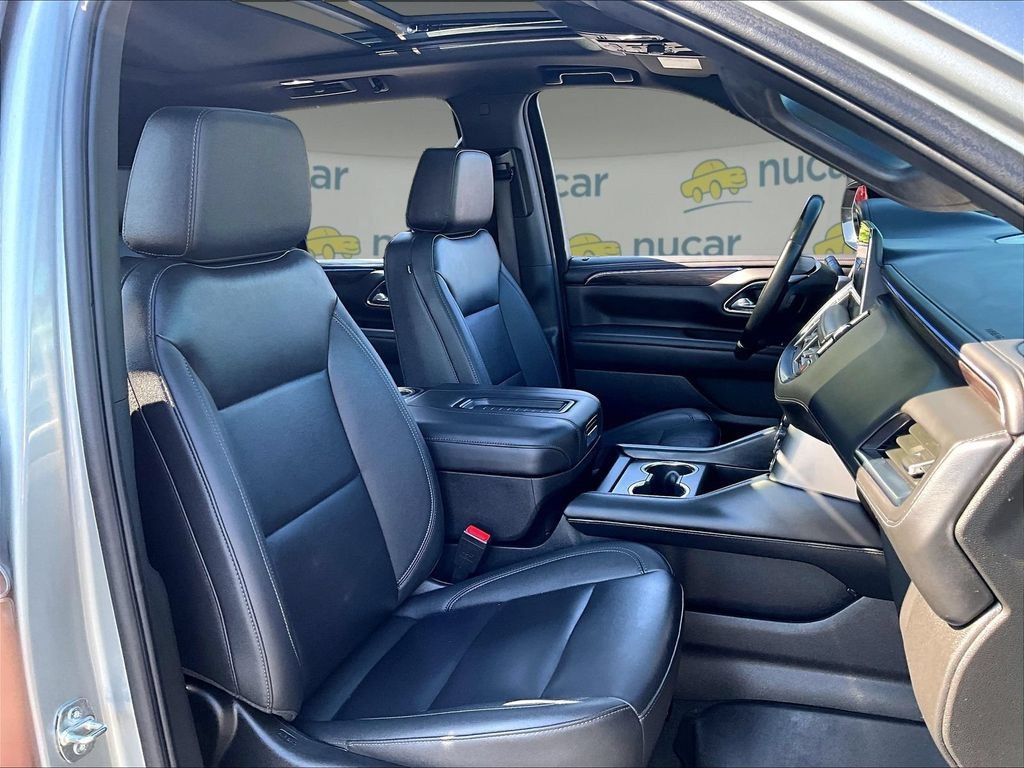 Used 2024 Chevrolet Tahoe Z71 w/ Luxury Package AWD/4WD image 11