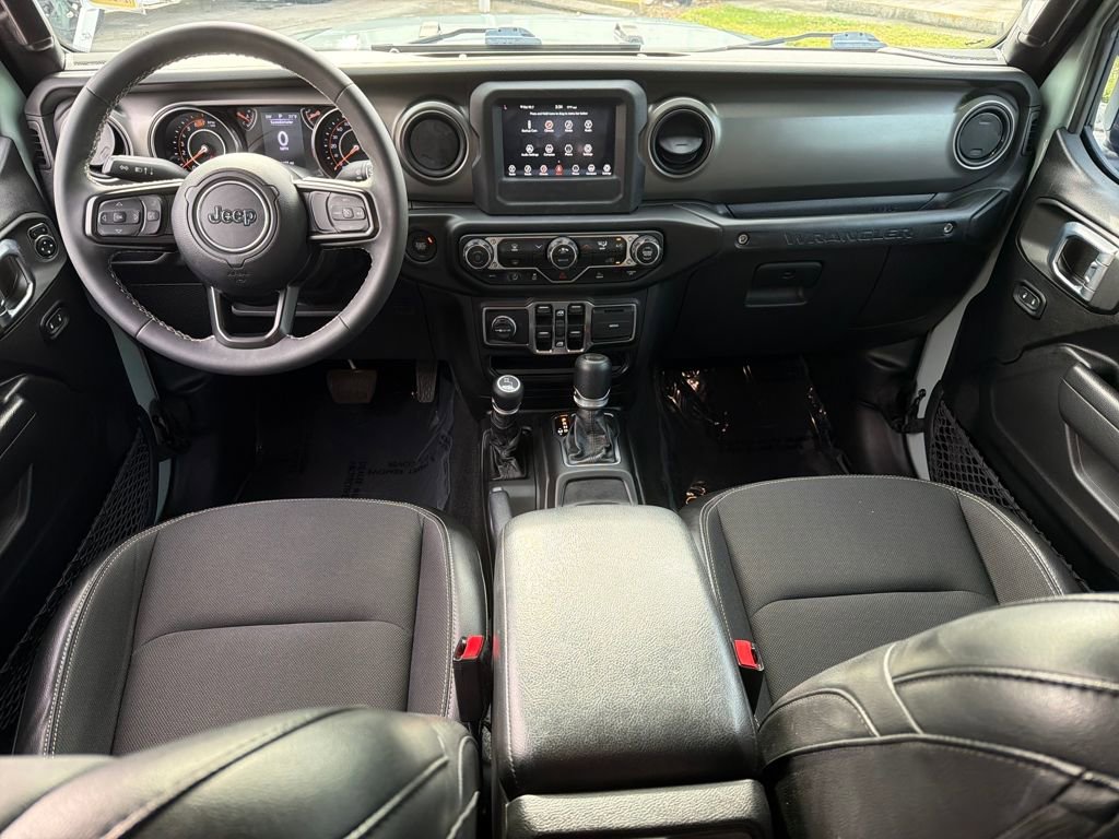 Used 2023 Jeep Wrangler Sport image 15