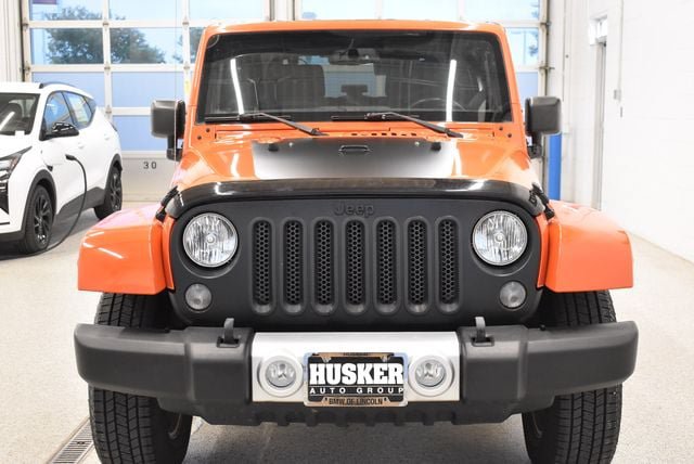 Used 2015 Jeep Wrangler Sahara AWD/4WD image 3