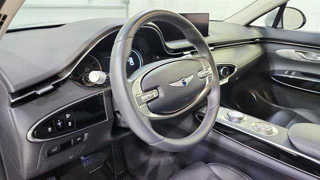 Used 2025 Genesis GV70 2.5T AWD/4WD image 10